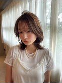 小顔見えを叶えるくびれレイヤー