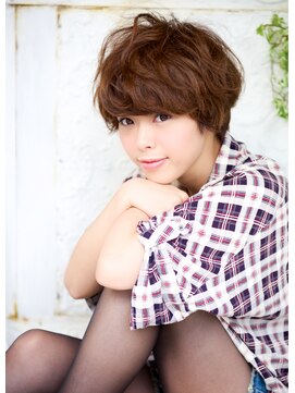 アズーア ヘアーアンドスパ(azure hair&spa) ムース揉み込むだけの簡単ショート　【横浜駅】