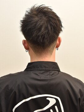 ヘアスタジオヘーフリヒ(HAIR STUDIO HoFLICH) 【脱２ブロック】