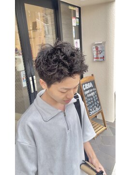 クレア(CREA) ・20代30代40代大人メンズ小顔ヘルシースタイルくせ毛風パーマ