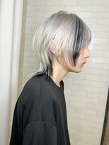 アルマモモ(Alma momo)&nbsp;個性派カラー×ウルフカット