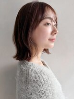 美髪アプリコットオレンジミディアムレイヤーくびれヘアa