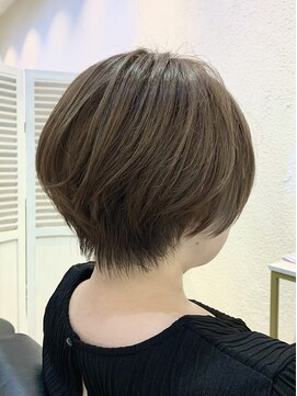 ピアーネ(PIANE) 丸みショート/ハイライト/ベージュカラー