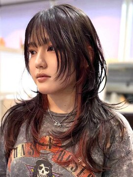 フォート(FORT) 軽めハッシュレイヤーカット/インナーカラー/ハッシュカット