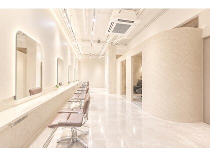 ラフィス ヘアー レイヴ 姫路店(La fith hair reve)の写真