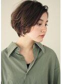 大人可愛い　軽やかなショートボブ
