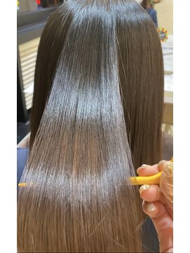 エクリ シセイドウ 麻布十番店(equri×SHISEIDO) 大人気！SHISEIDO酸熱トリートメント！！