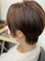 クラップヘアーコンフォートスペース(CLAPHAIR comfort space) バッサリ前下がりボブ