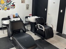 フッドバーバーセントラル(HOOD BARBER CENTRAL)