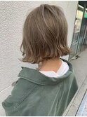 赤みを抑えたベージュボブ♪