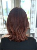 チェリーブラウンうるツヤくびれヘアミニウルフチェリーレッド