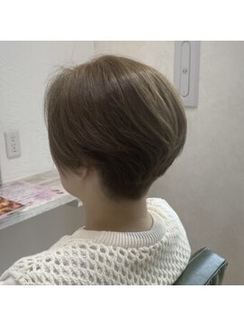 ナチュラリズムワイ(naturalism Y) 刈り上げショート