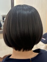 クロバーズヘア(Clover's hair) 襟足すっきり 丸みグラボブ