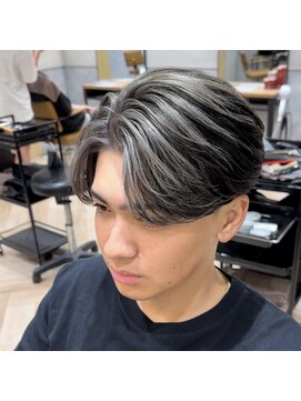 曲がる縮毛矯正専門店 バイ レイズ 名駅(曲がる縮毛矯正専門店 by RAYS) ナチュラルニュアンスヘアハイライト