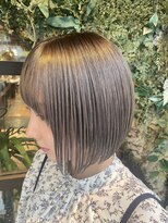 バーシャミ 博多(Baciami)&nbsp;切りっぱなしが可愛い【ぱっつんボブ】