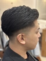 ゼロスバーバー(0's BARBER SHOP)&nbsp;フェードスタイル/ ビジネス/メンズ