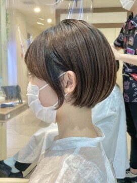 アッシュ 大泉学園店(Ash) 【丸みが可愛い】ボブよりのショート