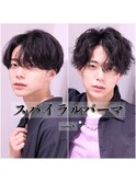 前下がりマッシュ センターパート ミディアム スパイラルパーマ
