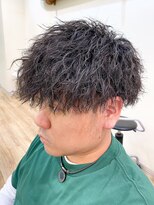 ベーア(Bar)&nbsp;ツイストパーマツイストスパイラルパーマツーブロック刈り上げ