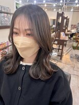 【シースルーバング×くびれミディアム】