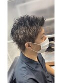 スパイキーショートハイトーンウルフメンズカット2