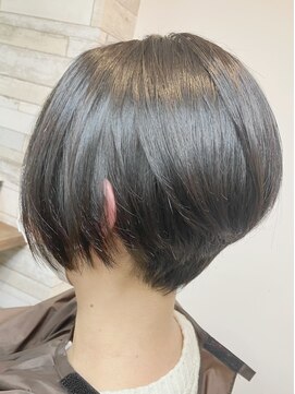ヘアー バイ ミーズ(hair by Mii’s) ショートボブ