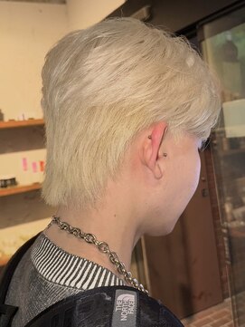 ノラ ヘアーサロン(NORA HAIR SALON) 韓国シースルーコンマミニウルフホワイトブロンド