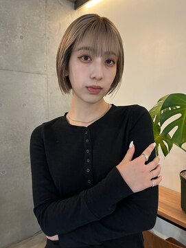 ナループロア ルームー(Nalu pu loa ROOMOO) ミニボブ/ボブ/ベージュカラー/ミルクティーベージュ