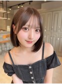 この長さのボブは本当人気！シースルーぱっつん前髪おくれ毛ロブ
