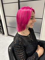 ボンズサロン(BONDZSALON)&nbsp;ビビットカラー×ピンクヘア【麻布十番駅/六本木駅】