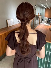 オリ('Oli) ローポニー