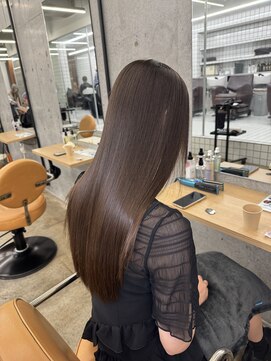 マジコ 表参道(Magico) Ribbon Straight×艶感美容液care【表参道/髪質改善】