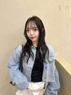 スニュウ(snuw) 【snuw mina】レイヤーカット/透明感カラー/顔まわりカット