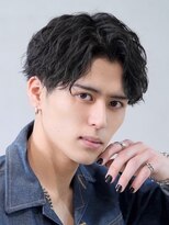 フィフス 大分(fifth)&nbsp;大分シャドウパーマメンズカットラウンドマッシュセンターパート