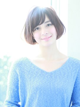 クィーンズガーデンバイケーツーギンザ(QUEEN’S GARDEN by K two GINZA) [K-two銀座]ふわつやフェミニンセンシュアルショートボブ