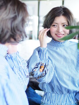 ヘアーループレル(Hair ruup Rell design works) アッシュグレーのグラデーションカラー