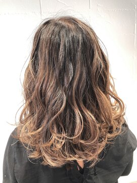 シェル 吉祥寺(shell) 伸びてきても気にならない!!!ナチュラルグラデーション