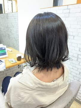 シエナ 太田(Siena) アレンジ自在×綺麗めミディ