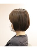 大人シンプルボブ ストレートボブ ベージュアッシュ
