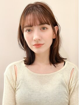 レア 表参道(L'ea) 黒髪クラゲヘアーオリーブグレー小顔ココアベージュ