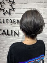 ヘア スパ ビューティー エールフォルム(HAIR SPA BEAUTY YELLFORME)&nbsp;ふんわりショート×ダークシルバーグレー