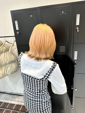 ニュート(Neut ) キツネカラー