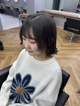 シカ 神戸三宮元町店(Cica) ボブ レイヤー ウルフカット グレージュ 三宮 元町