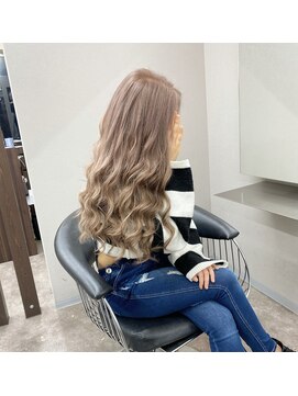 エミーバイモアムー(Emmie byMoremuu) ［南越谷YU-TA］ミルクティー