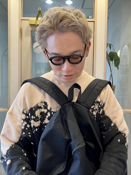 エレノア 梅田店(Eleanor) High tone short