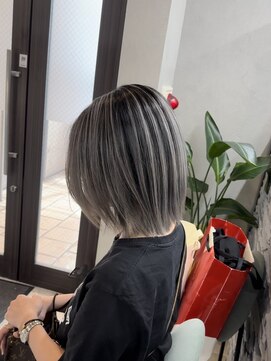 ジゼル 小倉(GiseL) バレイヤージュ/ケアブリーチ/切りっぱなしボブ