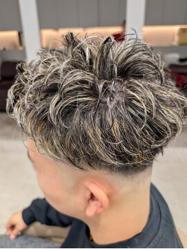 アース 菊名店(HAIR&MAKE EARTH) メッシュキャップつかってメッシュ!!