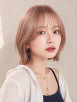 ロティー 天神(loty)&nbsp;レイヤーボブ 顔周りカット 外ハネボブ 前髪 ピンクベージュ