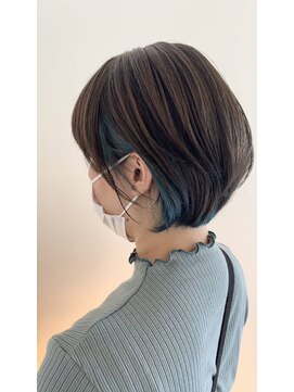 ヘアーサロン モンクール(hairsalon mon'coeur) 『 グレージュ×インナーカラー 』 癖を活かしたショートボブ☆