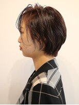 キュレア(C..ure.are)&nbsp;長めバング　ハンサムショート×レッドグレージュ